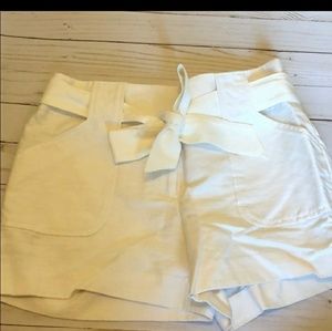 Adorable Loft bow shorts